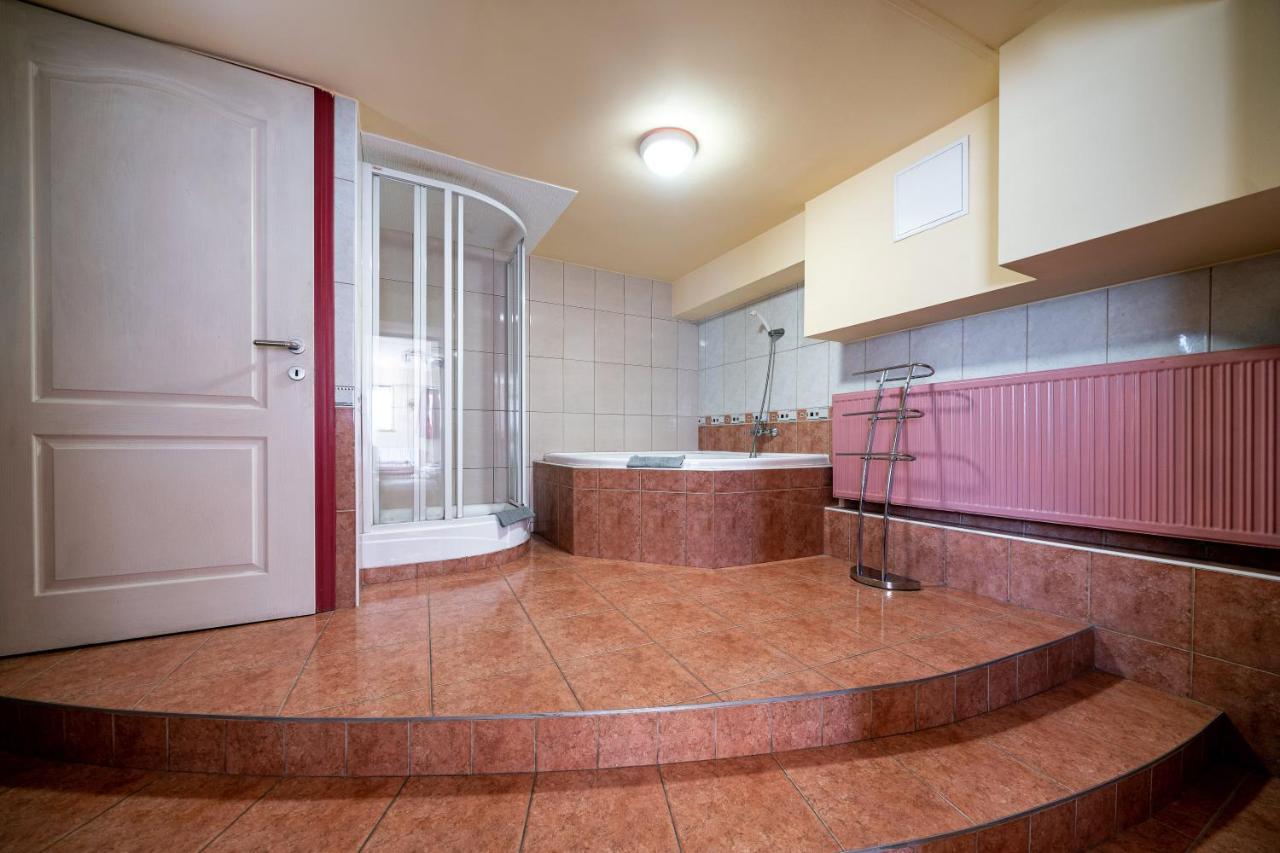 Szenti Vendeghaz Bed & Breakfast Yanıkkale Dış mekan fotoğraf