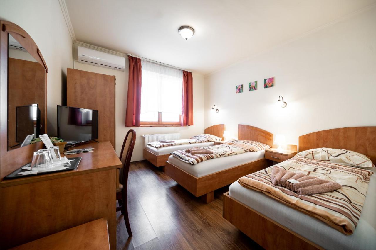 Szenti Vendeghaz Bed & Breakfast Yanıkkale Dış mekan fotoğraf