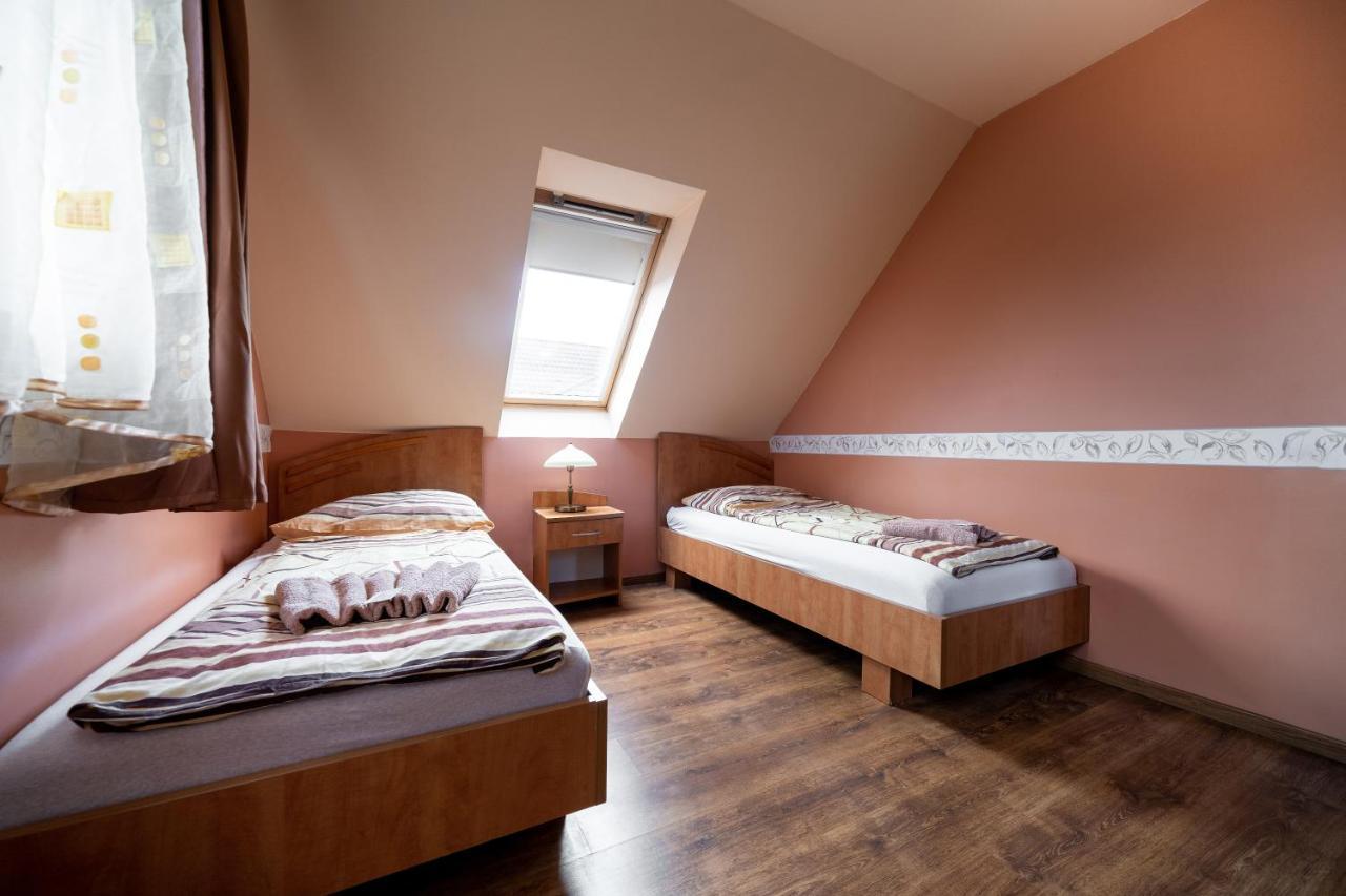 Szenti Vendeghaz Bed & Breakfast Yanıkkale Dış mekan fotoğraf