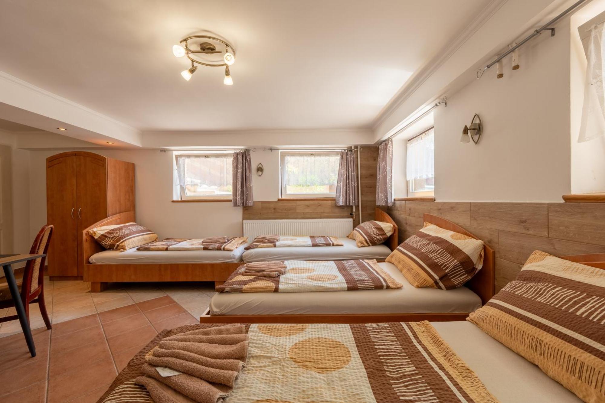 Szenti Vendeghaz Bed & Breakfast Yanıkkale Dış mekan fotoğraf