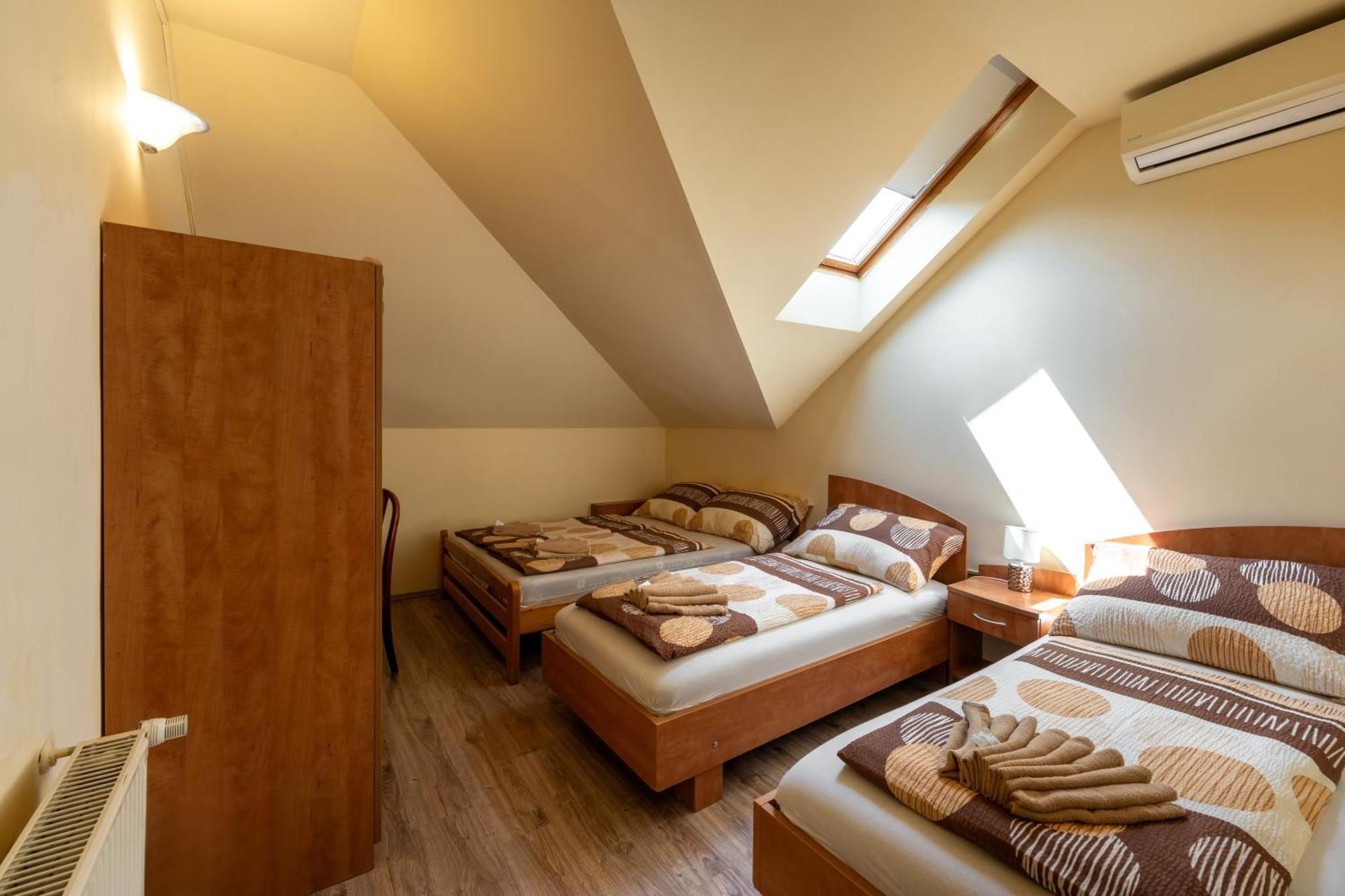 Szenti Vendeghaz Bed & Breakfast Yanıkkale Dış mekan fotoğraf