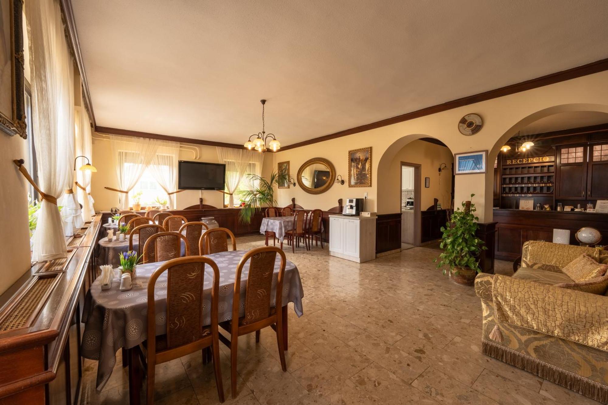 Szenti Vendeghaz Bed & Breakfast Yanıkkale Dış mekan fotoğraf