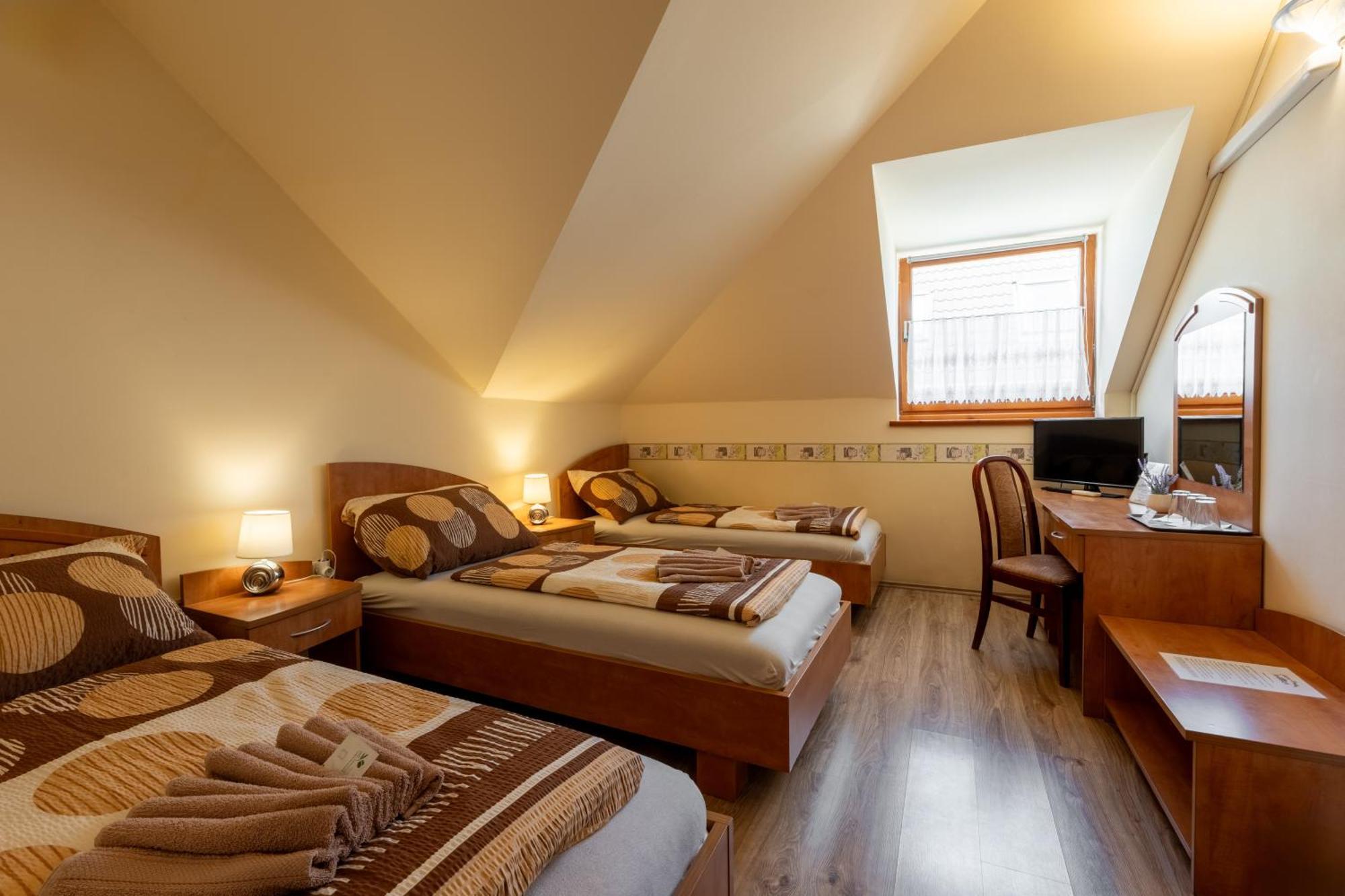 Szenti Vendeghaz Bed & Breakfast Yanıkkale Dış mekan fotoğraf